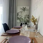 Inizio Apartament