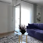 Inizio Apartament *