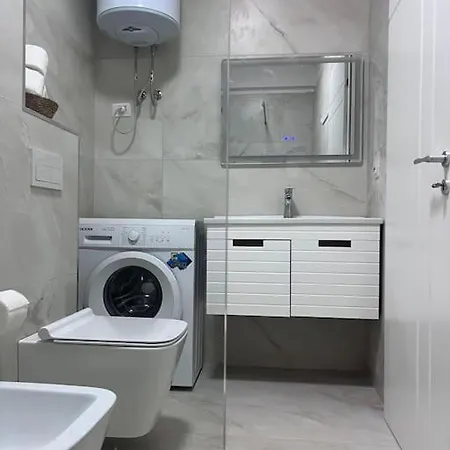 Inizio Apartamento *